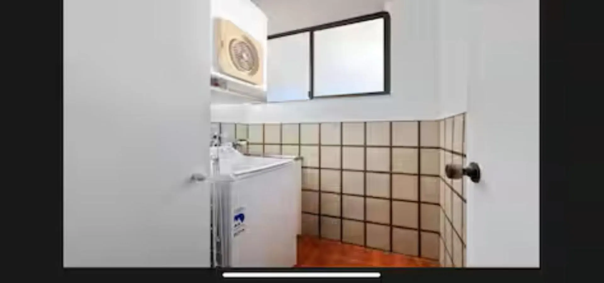 Araluen, Esplanade, Caloundra Daire