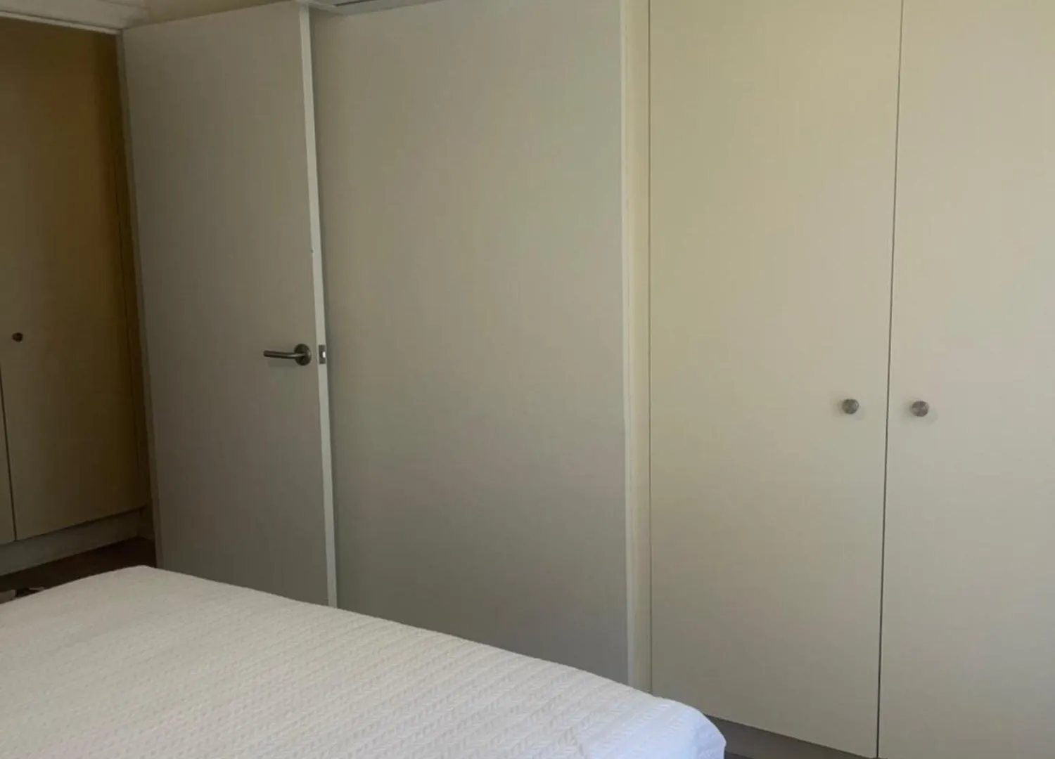 Araluen, Esplanade, Caloundra Daire 0*,  Avustralya